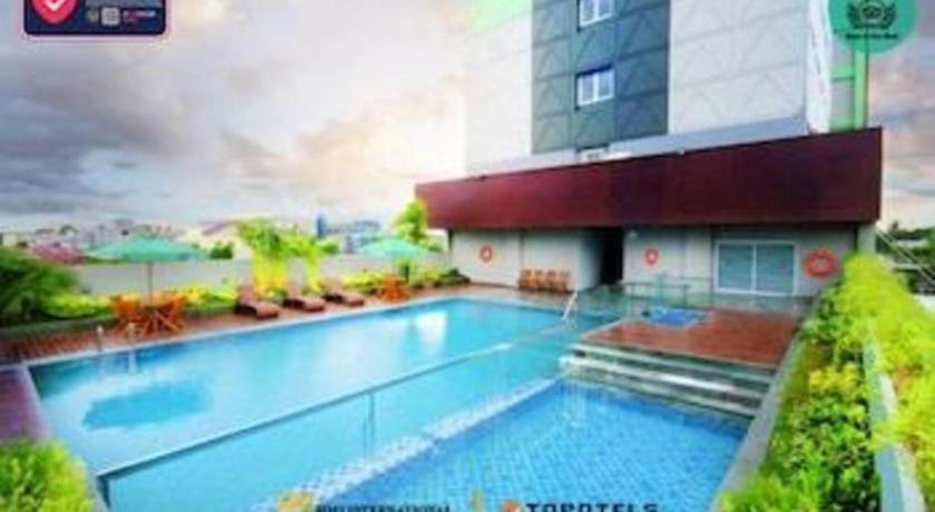 Ayola First Point Hotel Pekanbaru Exterior foto